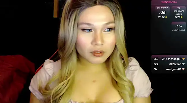 Snapshot of stacey_wills44 chatting on 20, 12, 2024 stacey wills44 online show from 20, 12, 2024