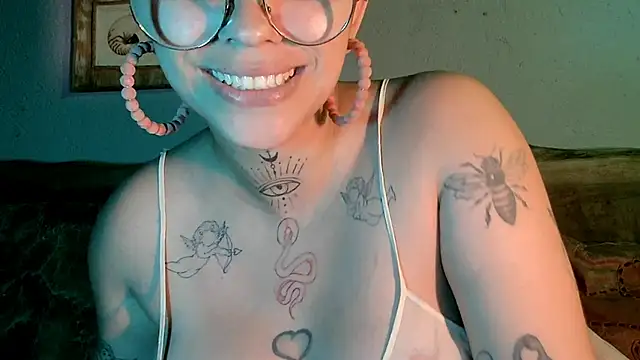 Lilmuh  online show from 26, 2, 2025