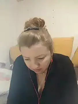 Snapshot of stefanyharper16 chatting on 18, 2, 2025 stefanyharper16 online show from 18, 2, 2025