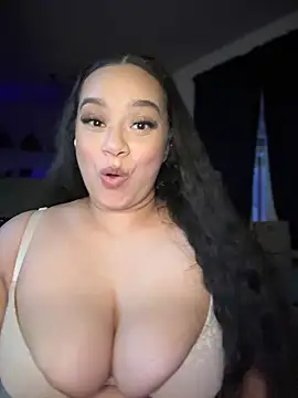 Snapshot of CarmelaAnthony chatting on 11, 1, 2025 CarmelaAnthony online show from 11, 1, 2025
