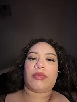 Snapshot of CarmelaAnthony chatting on 2, 3, 2025 CarmelaAnthony online show from 2, 3, 2025