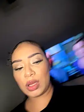 Snapshot of CarmelaAnthony chatting on 19, 9, 2025 CarmelaAnthony online show from 19, 9, 2025