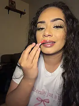 Snapshot of CarmelaAnthony chatting on 29, 11, 2025 CarmelaAnthony online show from 29, 11, 2025