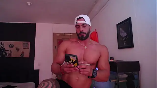 romeolovedark online show from 14, 1, 2025