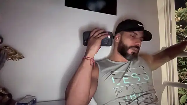 romeolovedark online show from 3, 10, 2025