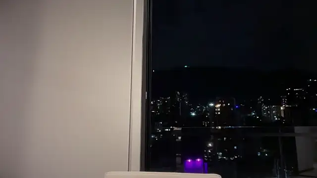 romeolovedark online show from 3, 10, 2025