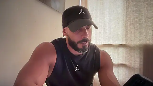 Snapshot of romeolovedark chatting on 17, 2, 2026 romeolovedark online show from 17, 2, 2026