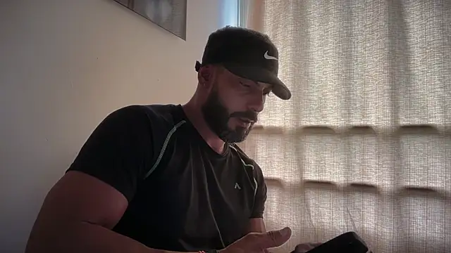 Snapshot of romeolovedark chatting on 20, 2, 2026 romeolovedark online show from 20, 2, 2026