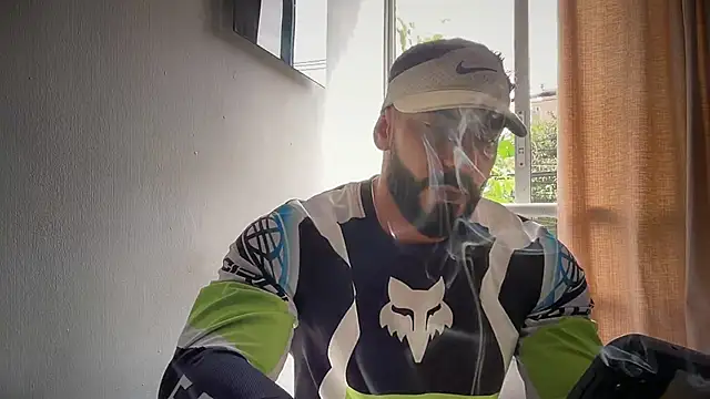 romeolovedark online show from 9, 4, 2026