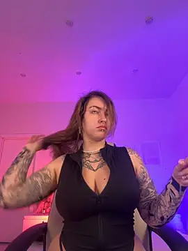 Snapshot of IvyHoney chatting on 14, 9, 2025 IvyHoney online show from 14, 9, 2025