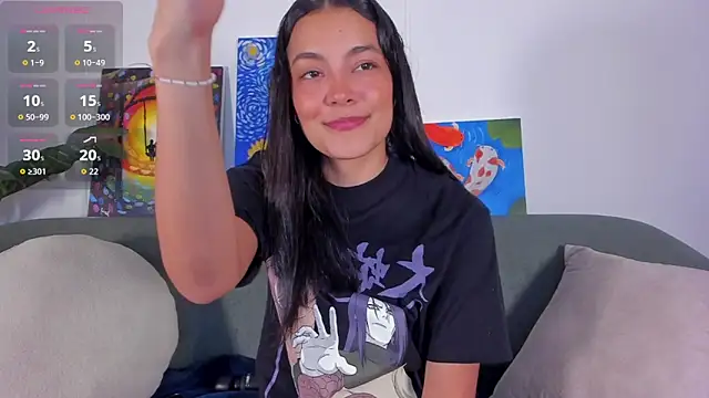 TIFFANYRUSSO online show from 3, 10, 2025