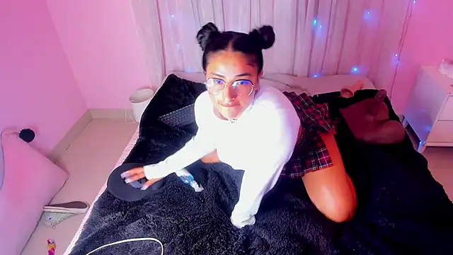 Snapshot of Kirara_22 chatting on 28, 2, 2025 Kirara 22 online show from 28, 2, 2025