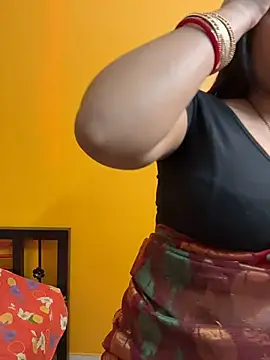 wow-wow-sexy online show from 5, 4, 2026