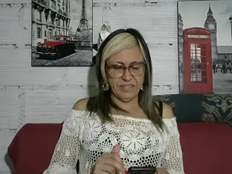 divahot08 online show from 12, 12, 2024