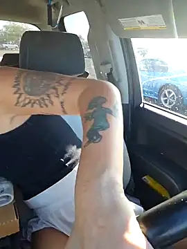 SheIsSomething online show from 20, 12, 2024