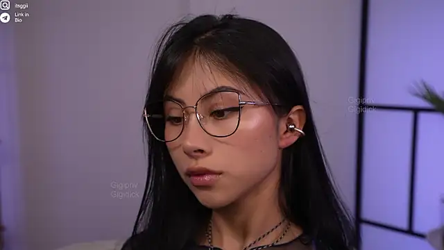 Gigi ohlala online show from 9, 11, 2025