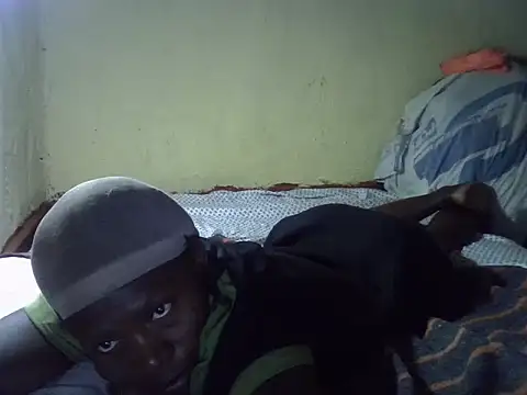 cute-shamza online show from 23, 11, 2025