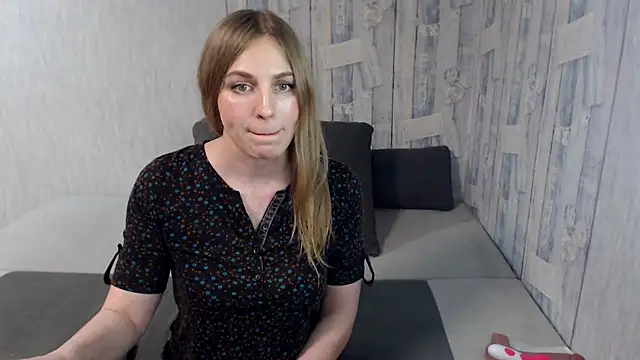 Pilly green  online show from 6, 2, 2025