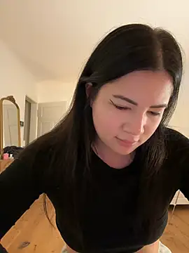 Snapshot of clairewntr chatting on 6, 1, 2025 clairewntr online show from 6, 1, 2025