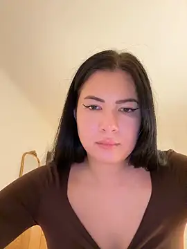 Snapshot of clairewntr chatting on 7, 1, 2025 clairewntr online show from 7, 1, 2025