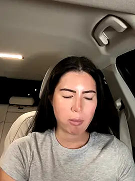 Snapshot of clairewntr chatting on 4, 10, 2025 clairewntr online show from 4, 10, 2025