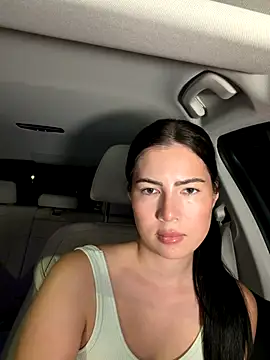 Snapshot of clairewntr chatting on 14, 10, 2025 clairewntr online show from 14, 10, 2025