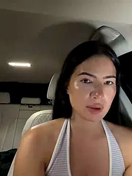 Snapshot of clairewntr chatting on 20, 10, 2025 clairewntr online show from 20, 10, 2025