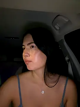 Snapshot of clairewntr chatting on 24, 10, 2025 clairewntr online show from 24, 10, 2025