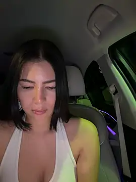 Snapshot of clairewntr chatting on 10, 1, 2026 clairewntr online show from 10, 1, 2026