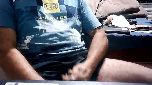 Snapshot of eduar570 chatting on 28, 5, 2026 eduar570 online show from 28, 5, 2026
