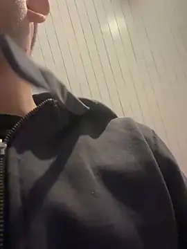 Snapshot of Taxidriver1988 chatting on 12, 3, 2025 Taxidriver1988 online show from 12, 3, 2025