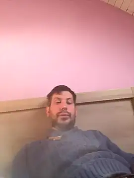 Snapshot of Taxidriver1988 chatting on 16, 12, 2025 Taxidriver1988 online show from 16, 12, 2025