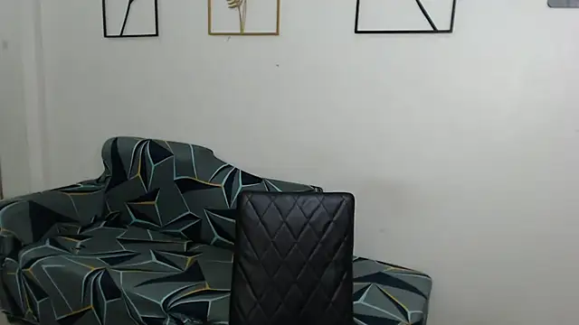 Snapshot of AmazingLuchie chatting on 17, 2, 2025 AmazingLuchie online show from 17, 2, 2025