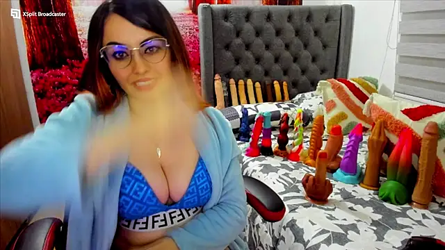 Snapshot of sofia23dirty chatting on 5, 2, 2025 sofia23dirty online show from 5, 2, 2025