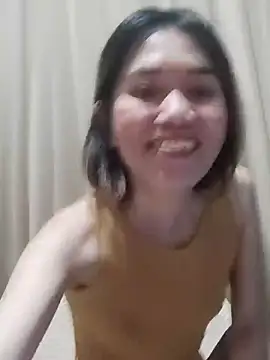 Snapshot of Little_suzy5 chatting on 8, 2, 2025 Little suzy5 online show from 8, 2, 2025