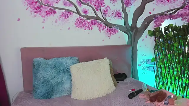 magali 19 online show from 12, 1, 2025