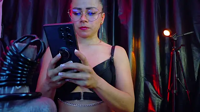 MistressSlut1 online show from 8, 10, 2025