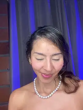 Snapshot of RouseColins chatting on 12, 3, 2025 RouseColins online show from 12, 3, 2025