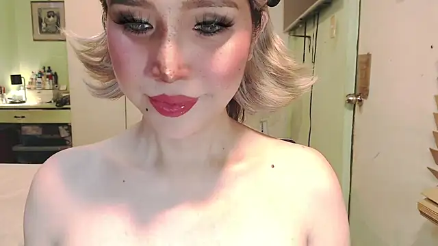 Ezradeliciosa online show from 11, 5, 2026
