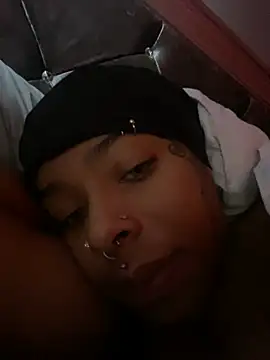 CutieFrmthehood online show from 3, 2, 2025