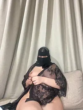 Snapshot of arabiaAna chatting on 10, 5, 2026 arabiaAna online show from 10, 5, 2026