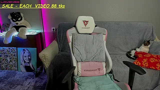 SandyChris online show from 9, 12, 2024