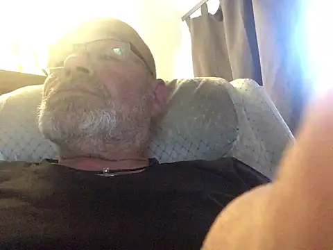 Snapshot of harburger40 chatting on 18, 5, 2026 harburger40 online show from 18, 5, 2026