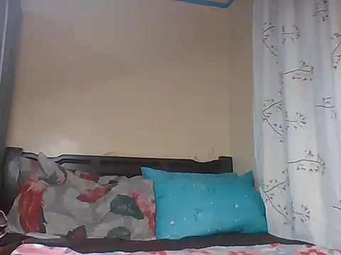 Snapshot of Pink_pussy_- chatting on 19, 12, 2025 Pink pussy - online show from 19, 12, 2025