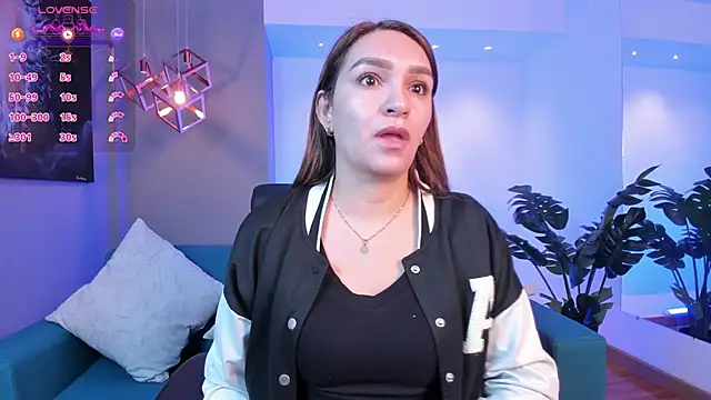 miataylorr1 online show from 29, 10, 2025