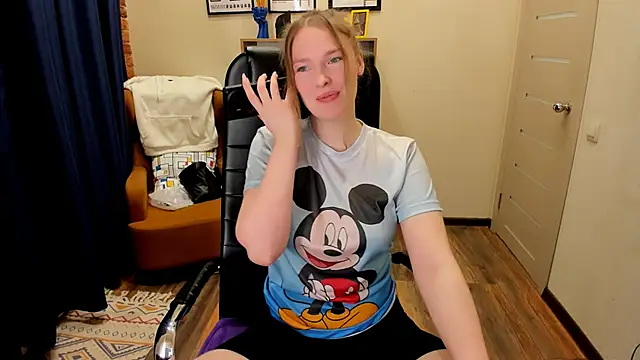  fiona Love online show from 12, 2, 2026