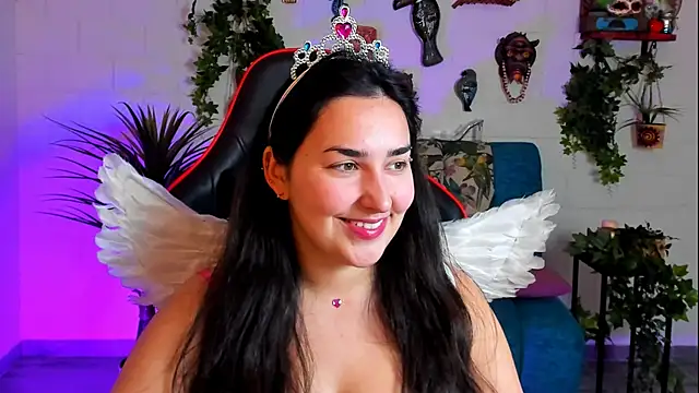 Snapshot of CeceliaJohnson chatting on 14, 2, 2025 CeceliaJohnson online show from 14, 2, 2025