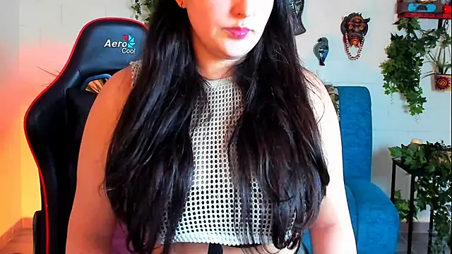 Snapshot of CeceliaJohnson chatting on 19, 2, 2025 CeceliaJohnson online show from 19, 2, 2025