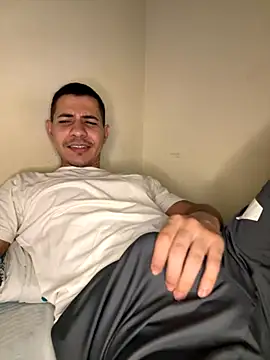 Snapshot of steven_clain chatting on 1, 11, 2025 steven clain online show from 1, 11, 2025