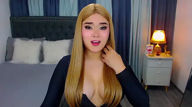 Snapshot of cyberanita chatting on 6, 3, 2025 cyberanita online show from 6, 3, 2025